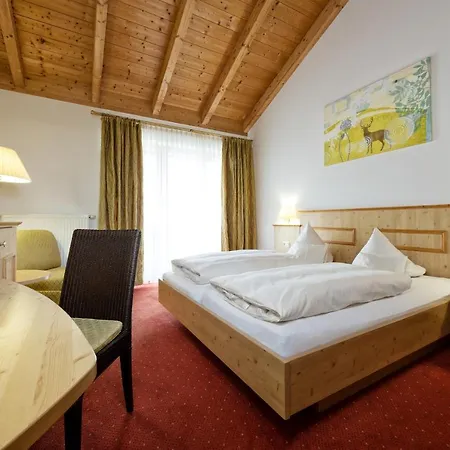 Unterwirt מלון באגינג אם זי